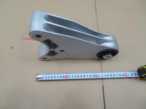 Nuevo para BYD HAN EV: Conjunto de Soporte de Montaje Frontal del Tren Motriz HCE - 1001100, Soporte Frontal del Motor o Soporte de Motor - Product Image 2