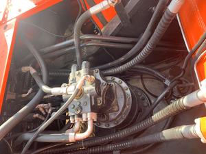 รถขุดตีนตะขาบ Doosan DX340 มือสอง ขนาด 34 ตัน รุ่นปี 2024 ขายดี - Product Image 5