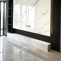 Panneau mural en PVC marbré personnalisé, placage de bois de bambou au charbon de bois imperméable et brillant, panneaux décoratifs pour cuisine et douche