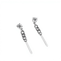 Boucles d'oreilles pendantes tendance minimalistes et élégantes en argent sterling 925 plaqué or 18 carats avec chaîne, clous d'oreilles pendantes en zircon cubique pour femme