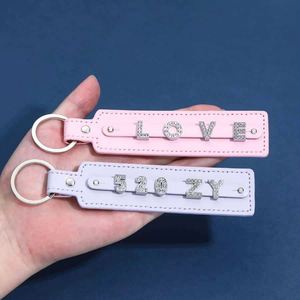 Porte-clés en cuir PU de 8 mm avec noms d'idoles personnalisés, accessoires à motif lettres - Product Image 1