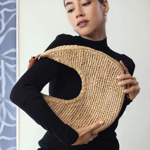 Borsa a Spalla Estiva in Paglia Stile Boho Intrecciata da Designer per Donna, Elegante Borsa a Mezzaluna all'Uncinetto Fatta a Mano per Viaggi - Product Image 5