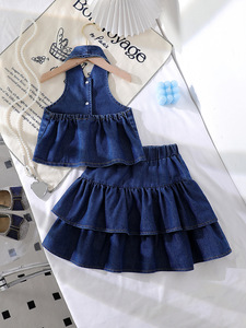 Nuovo Set di <span class=keywords><strong>Abbigliamento</strong></span> per Bambine 2026: Gilet in Denim con Colletto Halter e Gonna con Fiocco, 2-7 Anni - Product Image 2