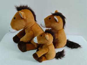 Плюшевая игрушка ручной работы в виде скачущей лошади - Product Image 4