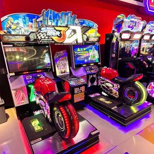 Simulateur de conduite de moto de rue 3D interactif 3DX, jeu d'arcade classique rétro à monnayeur pour deux joueurs - Product Image 2