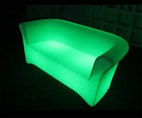 Meubles de lumière LED RVB au design moderne de haute qualité, canapé de bar à LED à deux et trois places rechargeables et imperméables