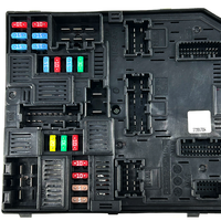 Boîte à fusibles moteur Ensemble de module de commande de cabine 284B67853R pour Renault KLJ KLA Dacia