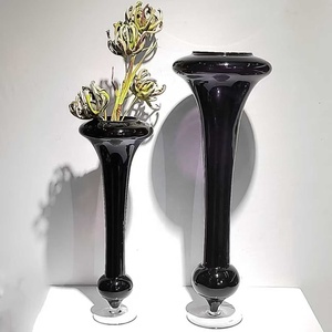 Grand vase à <span class=keywords><strong>fleurs</strong></span> cylindrique en verre noir centres <span class=keywords><strong>de</strong></span> table Vases en verre <span class=keywords><strong>Depot</strong></span> - Product Image 3