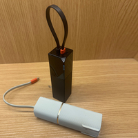 3-en-1 Banco de energía portátil de 5.000 mAh con enchufe de pared plegable Cable de USB-C Cargador de iPhone 30W Max Paquete de batería de polímero de litio