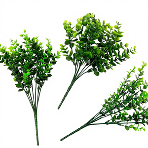 Pianta Artificiale Verde, Bouquet <span class=keywords><strong>di</strong></span> Foglie <span class=keywords><strong>di</strong></span> Eucalipto a 7 Rami, Decorazione per Matrimoni, Ristoranti all'Aperto, Composizioni Floreali, <span class=keywords><strong>Fiori</strong></span> in PVC - Product Image 1