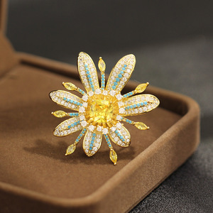XILIANGFEIZI Nuovo Stile Spilla Floreale Elegante Completamente Tempestata di Margherite, Regalo per la Festa della Mamma, Commercio all'ingrosso - Product Image 3