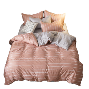 Parure de lit Queen 100% polyester microfibre, imprimé moderne végétal, édition limitée hiver, drap plat et drap-housse, broderie brossée - Product Image 1