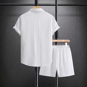<span class=keywords><strong>Ensemble</strong></span> <span class=keywords><strong>chemise</strong></span> <span class=keywords><strong>et</strong></span> <span class=keywords><strong>short</strong></span> pour <span class=keywords><strong>homme</strong></span> de haute qualité, couleur unie noir <span class=keywords><strong>et</strong></span> blanc, manches courtes, texture à carreaux, style décontracté, pour la plage <span class=keywords><strong>et</strong></span> les activités de plein air - Product Image 4
