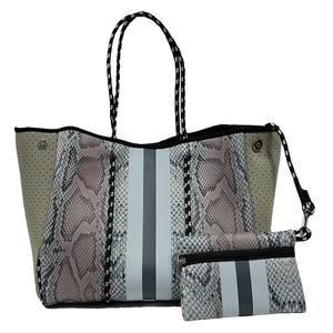 Bolsa de Compras de Playa de Gran Capacidad Personalizada al por Mayor, Bolsa de Mano Transpirable Perforada, Liquidación de Existencias, Bolsa de Mano Tejida para Buceo - Product Image 5