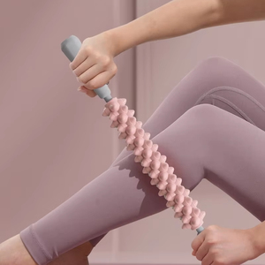 Rouleau de massage musculaire portatif pour fascias, outil de yoga et de sport, pour les tissus profonds, les douleurs aux tibias, au dos et aux cuisses - Product Image 1