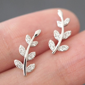 Orecchini a Perno a Forma di Foglia per Donne, Stile Naturale, Accessori per Orecchie da Indossare Quotidianamente, per Outfit Casual e Regalo - Product Image 1