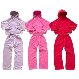 Ensembles de survêtements personnalisés en molleton de coton et French Terry pour hommes et femmes, comprenant un sweat à capuche structuré et un pantalon de survêtement - Product Image 1