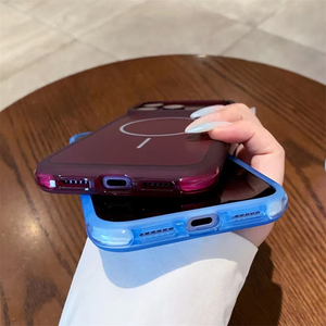 เคสโทรศัพท์ซิลิโคนใสระบบแม่เหล็กสำหรับ iPhone 18 Pro Max 17 Pro ที่ครอบชาร์จแบบไร้สายกันกระแทก - Product Image 6