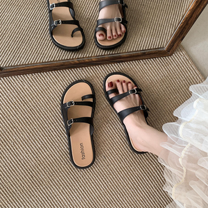 Nuevas Sandalias de Verano 2026 para Mujer, Planas, con Suela Suave, Punta Abierta, una Sola Correa, Versátiles para Vacaciones y Uso al Aire Libre - Product Image 4