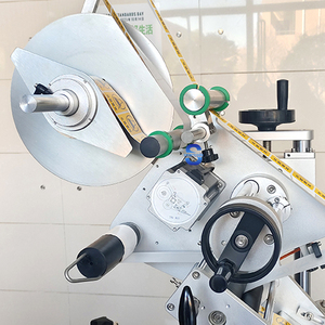 Máquina automática de etiquetado de etiquetas adhesivas de superficie plana Máquina de etiquetado de botellas planas de botellas cuadradas Máquina de etiquetado de viales de cartón - Product Image 4