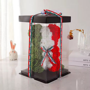 Oso de Peluche con Flores Artificiales en los Colores de la Bandera Nacional, Regalo para Fanáticos del Fútbol, Oso de Peluche con Flores Preservadas, Venta al por Mayor - Product Image 3