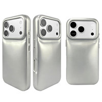 Coque de téléphone personnalisée en forme d'oreiller argenté, légère et rembourrée, avec découpes précises, antichoc, pour iPhone 17