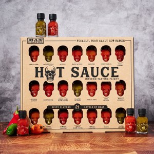 Set de Regalo de Salsas Picantes Personalizadas Inferno, 21 Sabores Únicos de Chile y Piña, Botellas de Vidrio para Aumentar el Picor - Product Image 5