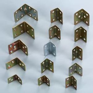 Support d'<span class=keywords><strong>angle</strong></span> en métal pour meubles de salon/chambre, idéal pour les coins de placards de <span class=keywords><strong>cuisine</strong></span>, fixation sur bois - Product Image 3