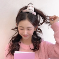 Clip en peluche d'ours de dessin animé mignon à l'arrière de la tête d'un grand requin Clip cheveux plus pince à saisir