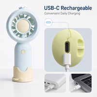 Ventilateur portable rechargeable Type-C avec contrôle de la vitesse du vent à 5 niveaux, lumière LED à pression prolongée et support pour téléphone, idéal pour les cadeaux étudiants
