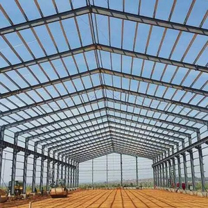 Entrepôt industriel préfabriqué en acier de 60x70m en Éthiopie avec panneaux sandwich PU/PIR pour chambre froide - Product Image 2