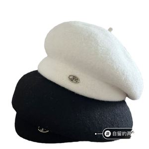 Nouveau béret en laine d'Australie pour femmes, hiver, style japonais, visage en trois dimensions, petit, simple, casquette de peintre - Product Image 5
