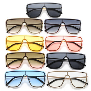 Lunettes de <span class=keywords><strong>soleil</strong></span> tendance pour couple, monture large, style unique, tendance des influenceurs, pour homme et femme - Product Image 1