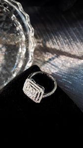 Xinfly Wholesale 18k White Gold 1ct Natural Diamond Square Shape EngagementRing Fine Custom Jewelry - Product Image 4