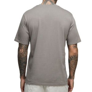 Camisetas de fabricante 180 GSM algodón diseño personalizado camisetas transpirables para hombre en blanco camiseta de alta calidad OEM - Product Image 5