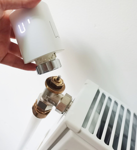 Vanne thermostatique intelligente WiFi Tuya OEM pour le contrôle de la température de chauffage domestique - Product Image 4