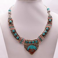 Collier vintage en argent tibétain pour femme avec pierres précieuses corail, turquoise et lapis-lazuli - Chaîne antique pour mariage, fiançailles, anniversaire, fête