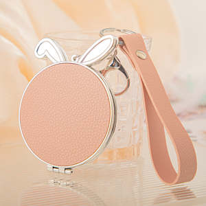 Miroir compact en plastique en forme d'oreilles de lapin avec porte-clés, miroir de voyage pliable double face, finition argentée, 8x8cm, animal mignon - Product Image 6