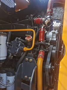 รถตักล้อยาง LW500KV ขนาด 5 ตัน พร้อมหัวขุดมือสอง อะไหล่กระบอกไฮดรอลิกจากโรงงานเดิม มีขาย - Product Image 5