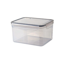 BPA-vrije, voedselveilige, transparante PP keukenopbergbox met afdruipbak voor fruit, groenten, vlees en voedsel.