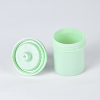Bocaux en plastique PET recyclables de 50 ml avec pompe sans air rechargeable pour l'emballage de cosmétiques et de lotions de soin de la peau avec logo personnalisé