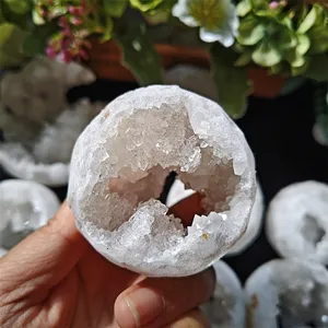 Kindfull Wholesale Nature High Quality Crystals Healing Stones Clear Quartz Geode Druzy Sphere Crystal Ball For Decoration