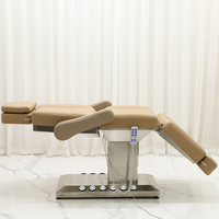 Nouveau design 2025 : Table de massage électrique à 3 moteurs avec base en acier inoxydable argenté et éclairage pour salon de beauté