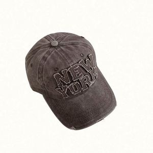 Casquette de baseball unisexe déchirée style cowboy délavé, avec lettres imprimées en relief, vintage, tendance 2024, pour un look formel ou sportif - Product Image 1