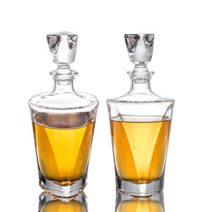 Décanteur en <span class=keywords><strong>verre</strong></span> de <span class=keywords><strong>whisky</strong></span> de conception personnalisée chère de luxe pour l'alcool - Product Image 5