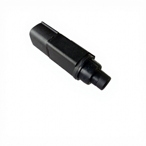 Accessoire pour voiturette de golf EZGO RXV, interrupteur de frein, matériau plastique, tension non spécifiée, 612889/607605/610668/606711 - Product Image 1