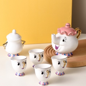 <span class=keywords><strong>Taza</strong></span> <span class=keywords><strong>de</strong></span> cerámica <span class=keywords><strong>de</strong></span> La <span class=keywords><strong>Bella</strong></span> <span class=keywords><strong>y</strong></span> La <span class=keywords><strong>Bestia</strong></span>, <span class=keywords><strong>taza</strong></span> <span class=keywords><strong>de</strong></span> té con Chip, Impresión <span class=keywords><strong>de</strong></span> lámina dorada, café - Product Image 1