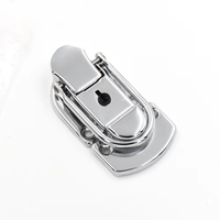 FAYSHING Loquet à tirant classique professionnel robuste en fer avec cylindre de verrouillage en plastique pour étuis à outils et à instruments de musique FS1147