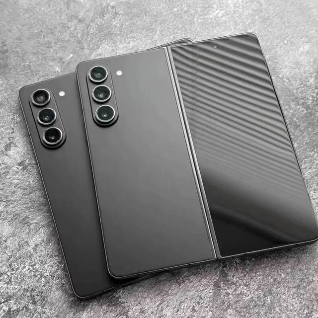 Wholesale Original Z Fold5 5G LTE Octa-core Foldable Smartphone 7inch 108MP Camera 256GB/512GB Storage Fashionable Design