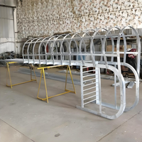 Échelle de sécurité industrielle personnalisée avec cage, échelle d'évacuation incendie, marches antidérapantes pour silo d'usine, tour, fabrication DIY ODM
